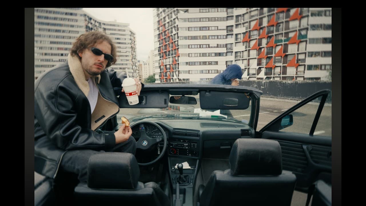 R2 par Johnny Ola, NeS - Clip rap et hip-hop