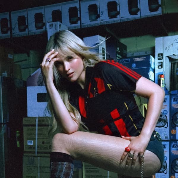 Photo de Lolo Zouaï - Artiste 