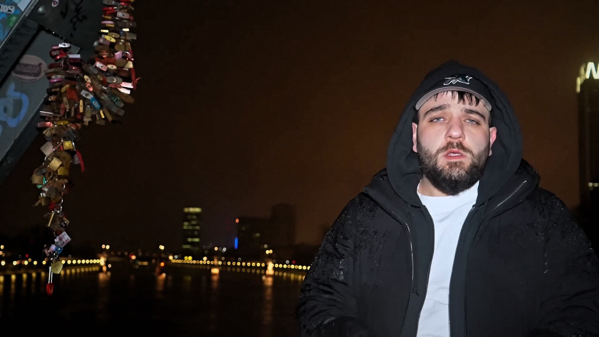 DOLCE VITA par Hofaz - Clip rap et hip-hop