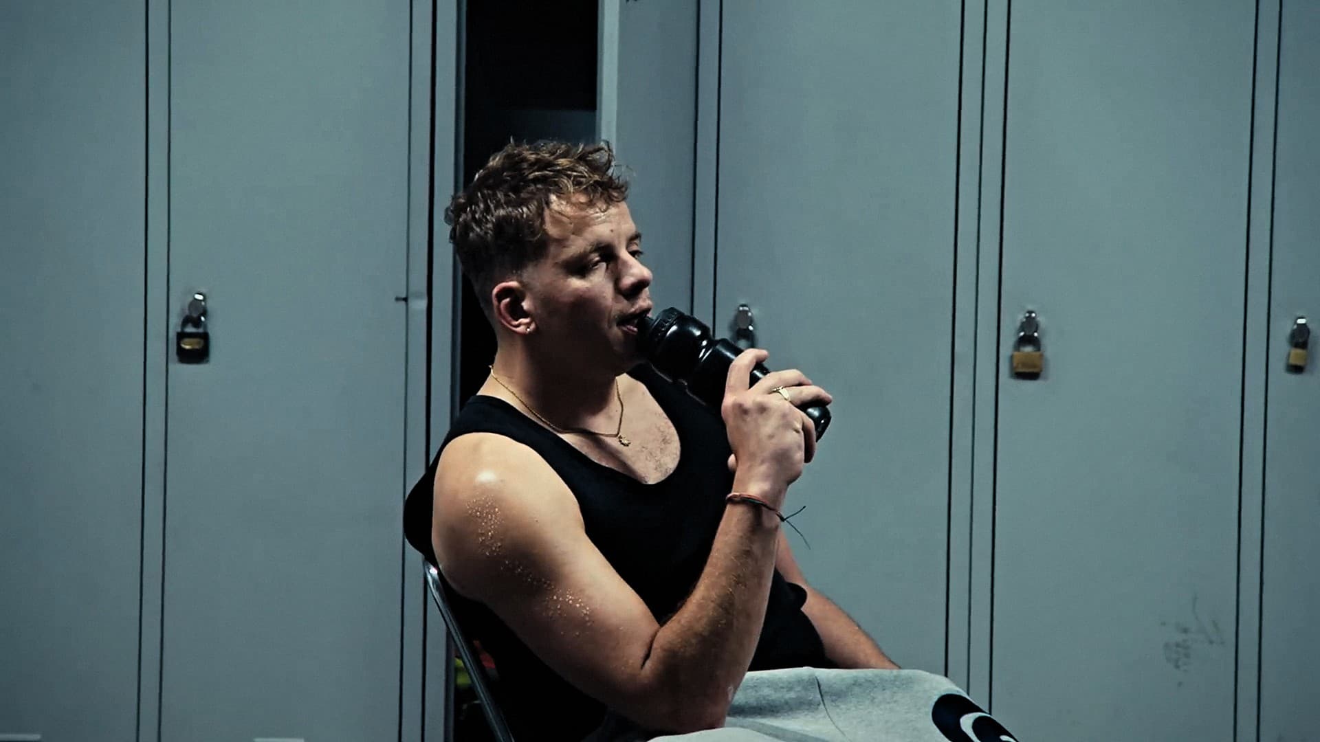 Toujours un gamin par BEN plg - Clip rap et hip-hop