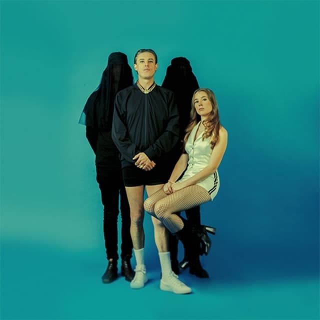 Photo de Confidence Man - Artiste