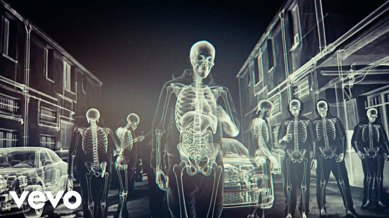 TAPIS ROUGE par TH - Clip rap et hip-hop